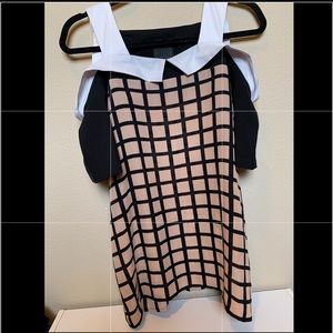 Vivacita off the shoulder with short sleeves shirt size medium